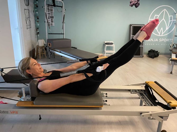 Eefke, Finance & Accounting Manager at Scilife, doing Pilates