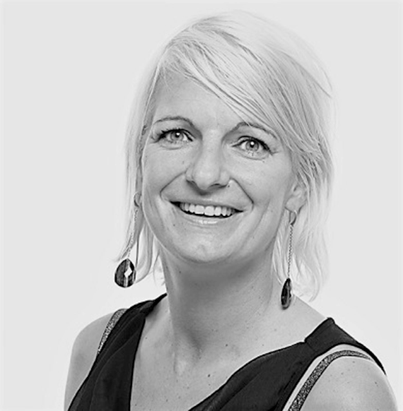Marloes Seesing, Global Head of Healthcare Industry Vertical at Yusen Logistics, guest of the new podcast episode about how quality is the backbone of Business Development in Healthcare