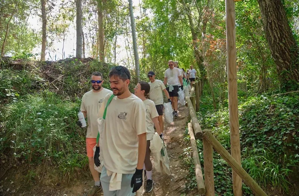 Scilifers participating in beach and forest clean up | Scilife